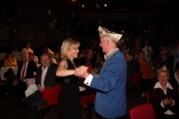 Blau-Weiss   212.jpg